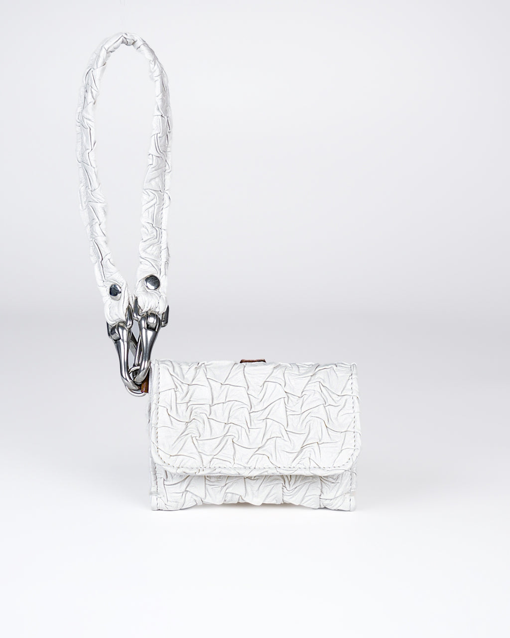 Mini Party Wallet in White/Red Plissé