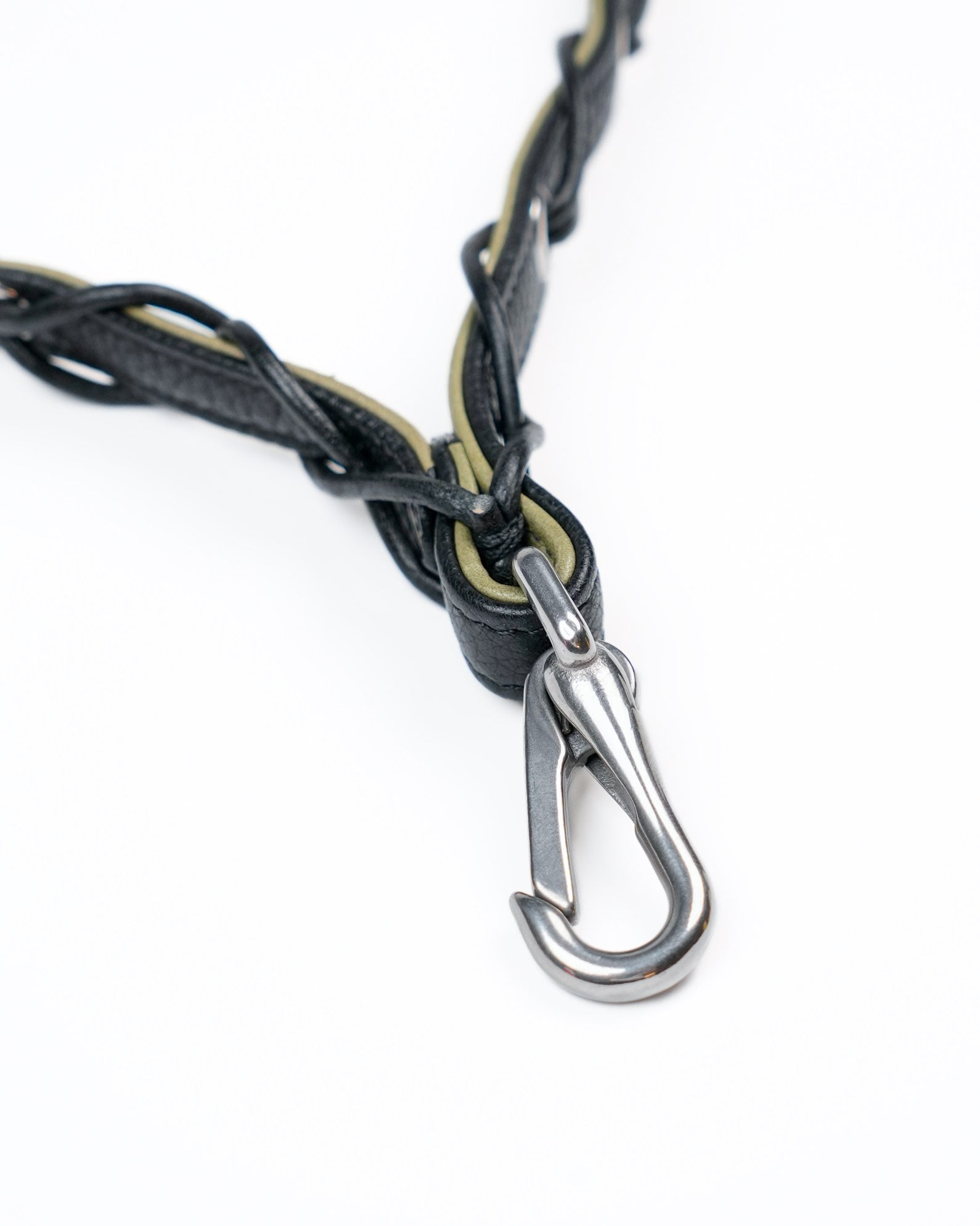 Laced Chain in Black / Khaki