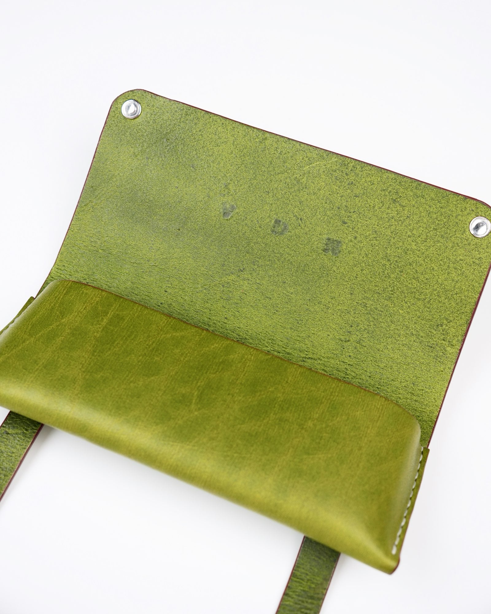 Avvolto Case in Green