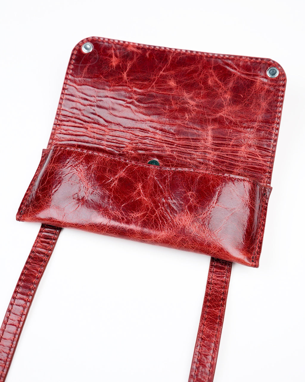 Avvolto Case in Red
