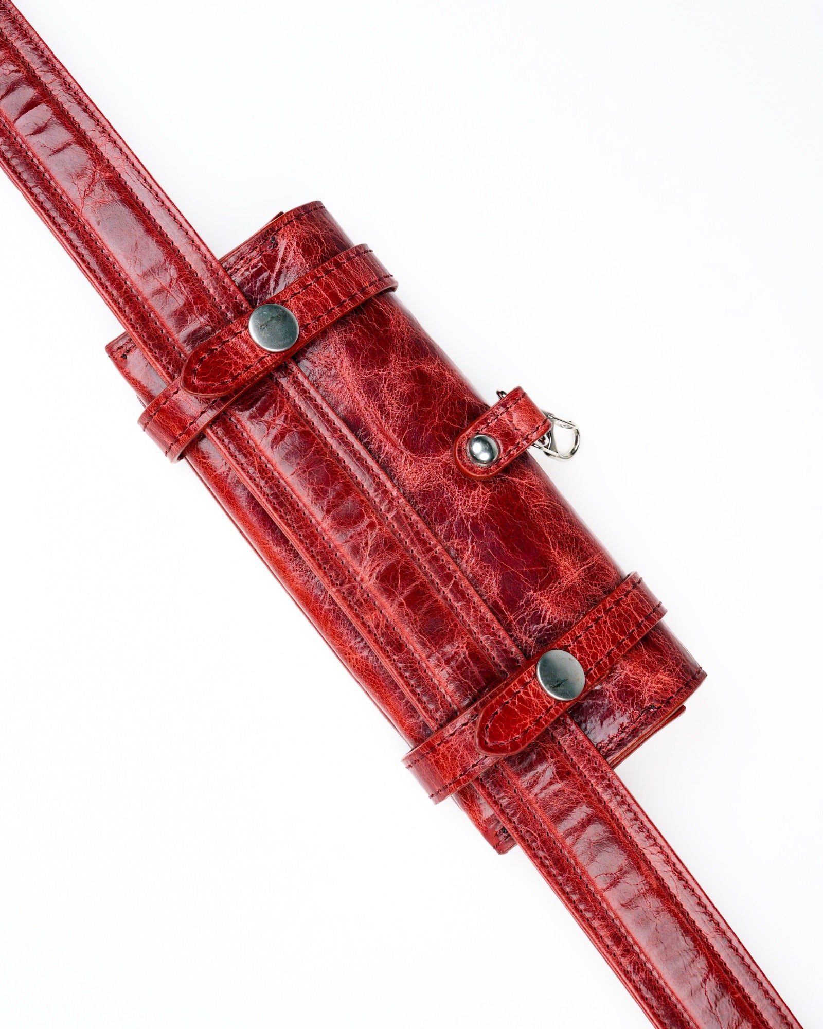 Avvolto Case in Red