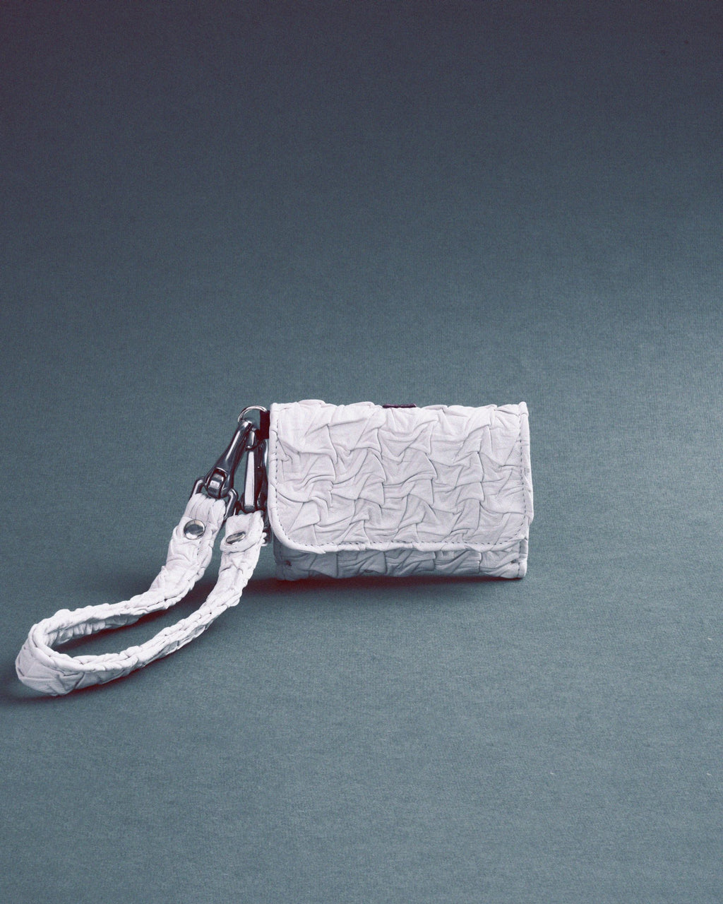 Mini Party Wallet in White/Red Plissé