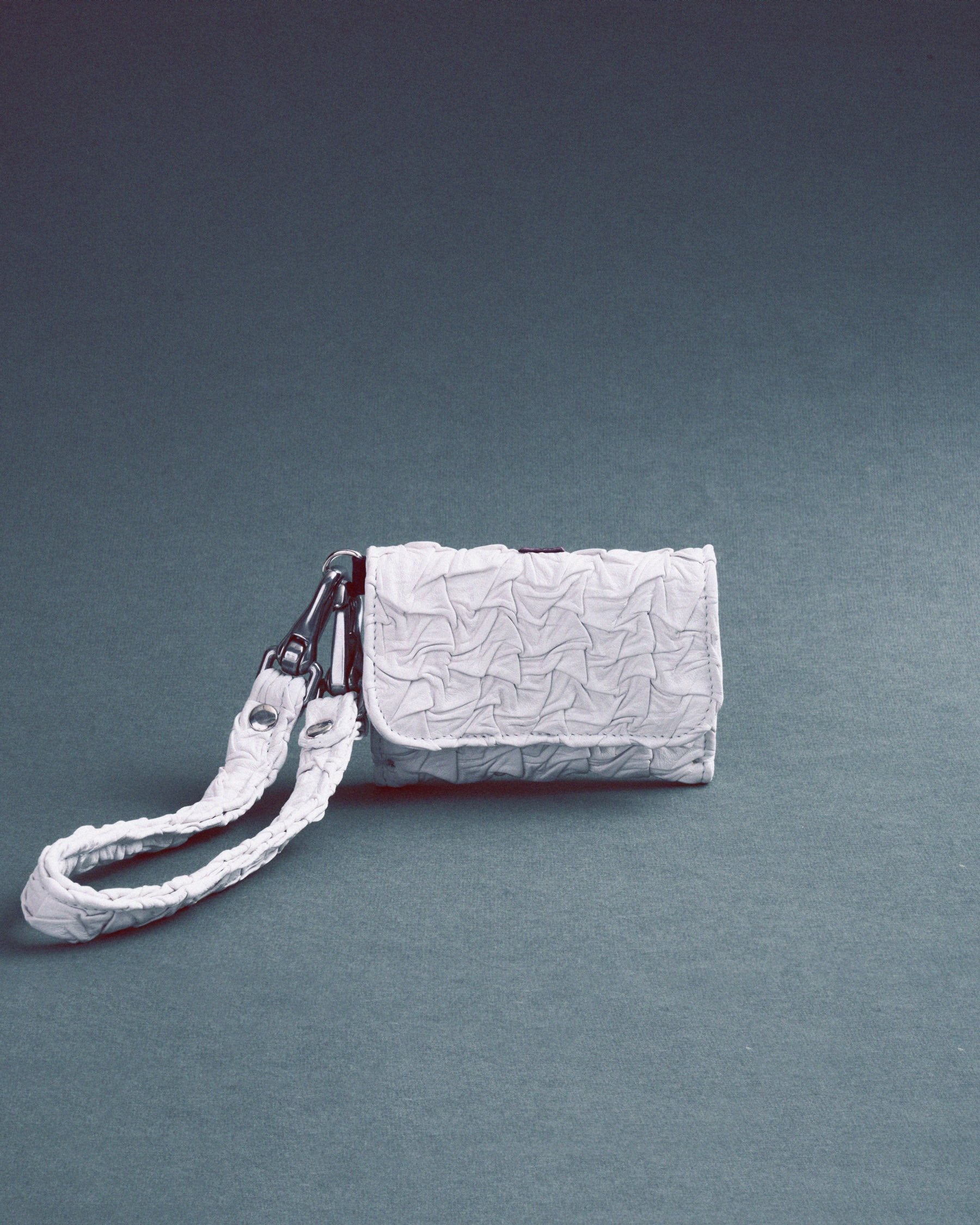 Mini Party Wallet in White/Red Plissé