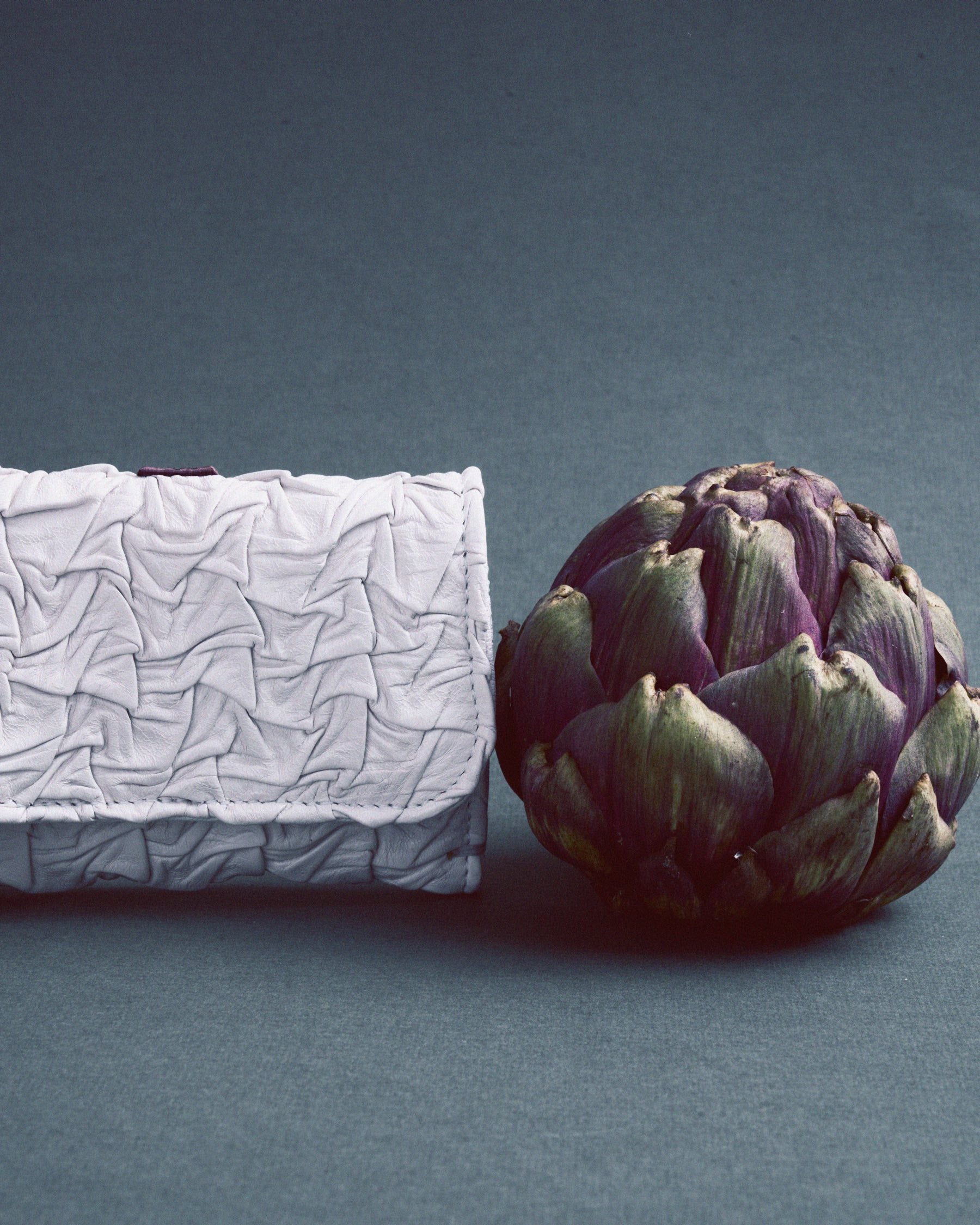 Mini Party Wallet in White/Red Plissé