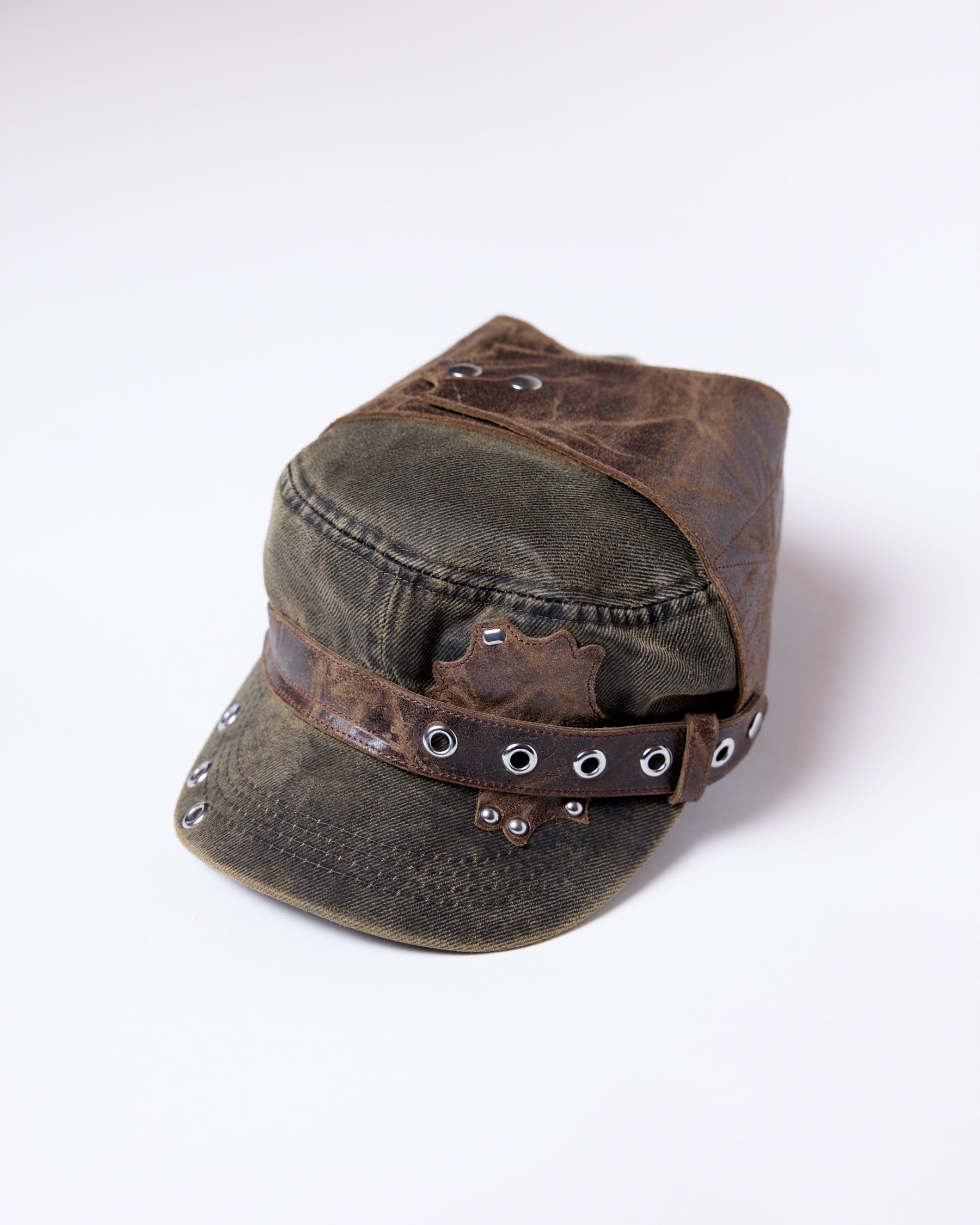Harness Cap in Brown