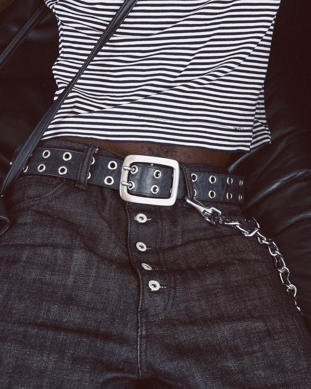Bull Neck Belt in Black