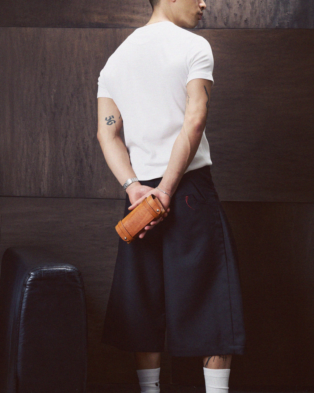 Avvolto Case in Cognac